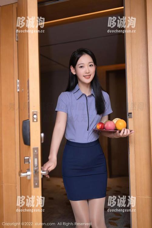秀人网-葛征Model 秀人网 - 葛征Model的裸足写真:偶然间的美,久久无法忘怀