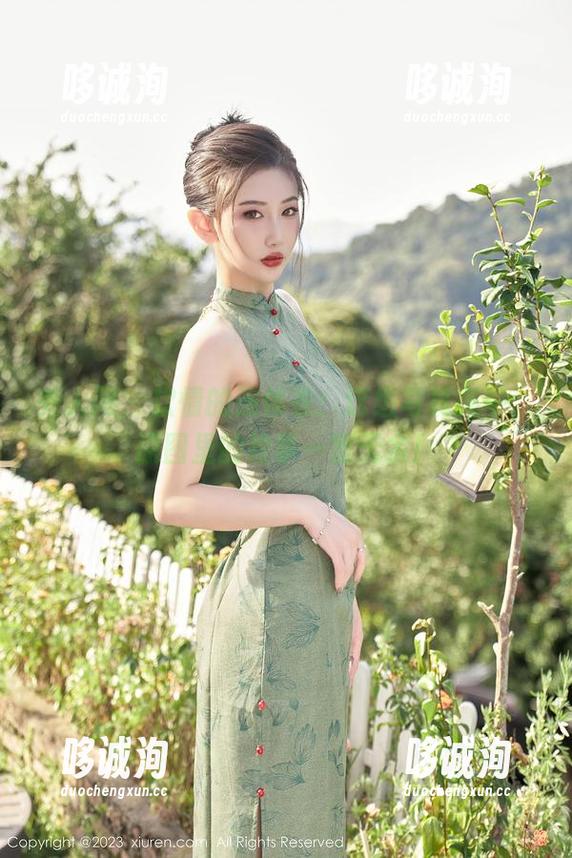 秀人网 - 软情的连体衣：这组写真集中，原图里的故事一览无余！