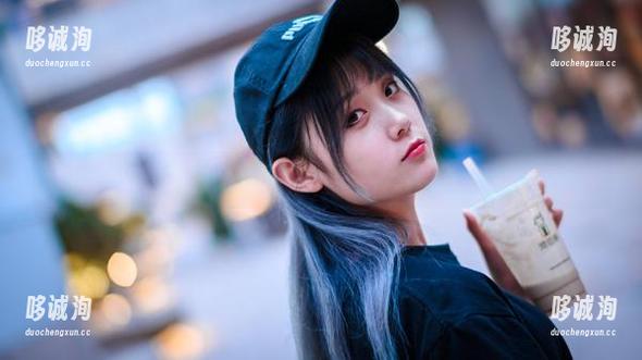 秋楚楚不秃头 秋楚楚不秃头泳装套图:这里有阳光,有温暖,和不经意的浪漫。