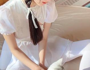稚乖画册 – 当赤西夜夜与私拍相遇，她的露颜瞬间成了热门话题！