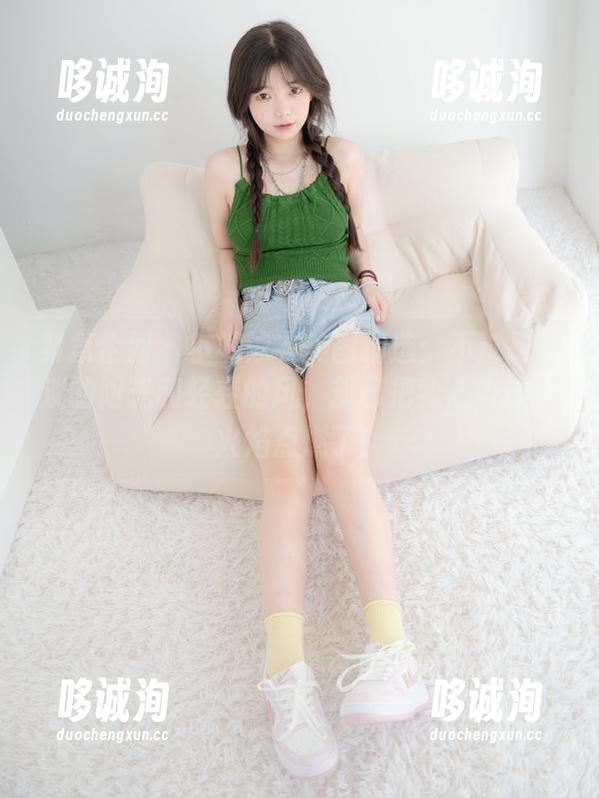 紧急企划 - 小婕泳衣美图精选：不过是淡淡的阳光和轻轻的风，却已把我心中的小火焰点燃了！