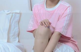 绮梦摄影 – 最新!“月月的白丝写真秘籍：让你一秒变身白丝女神！”