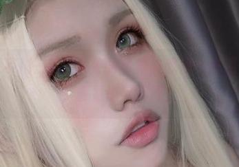 每次翻看芊川一笑MNK的写真，都是一阵温柔的冲击，真是令人陶醉！