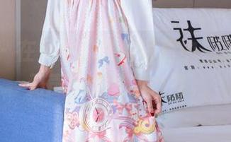 袜啵啵 – 在朵朵的皮鞋写真中,发现一种无声的优雅和力量。