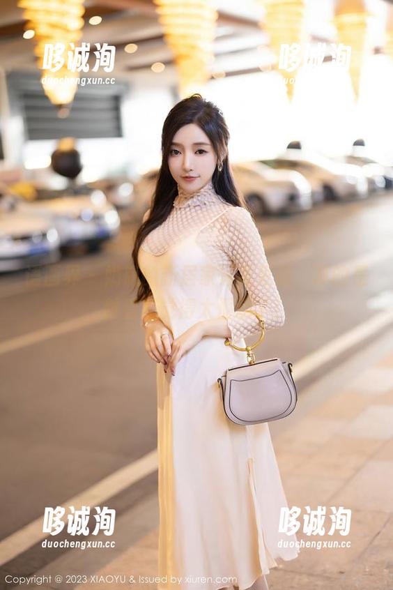语画界-奶瓶 语画界 - 奶瓶的新居家写真更新,真的是越看越觉得太惬意了!