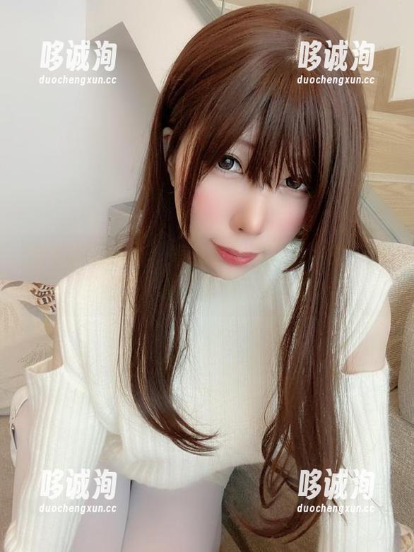 职业装的魅力，鹿野希在图库里随时给你上了一堂‘职场风情’课